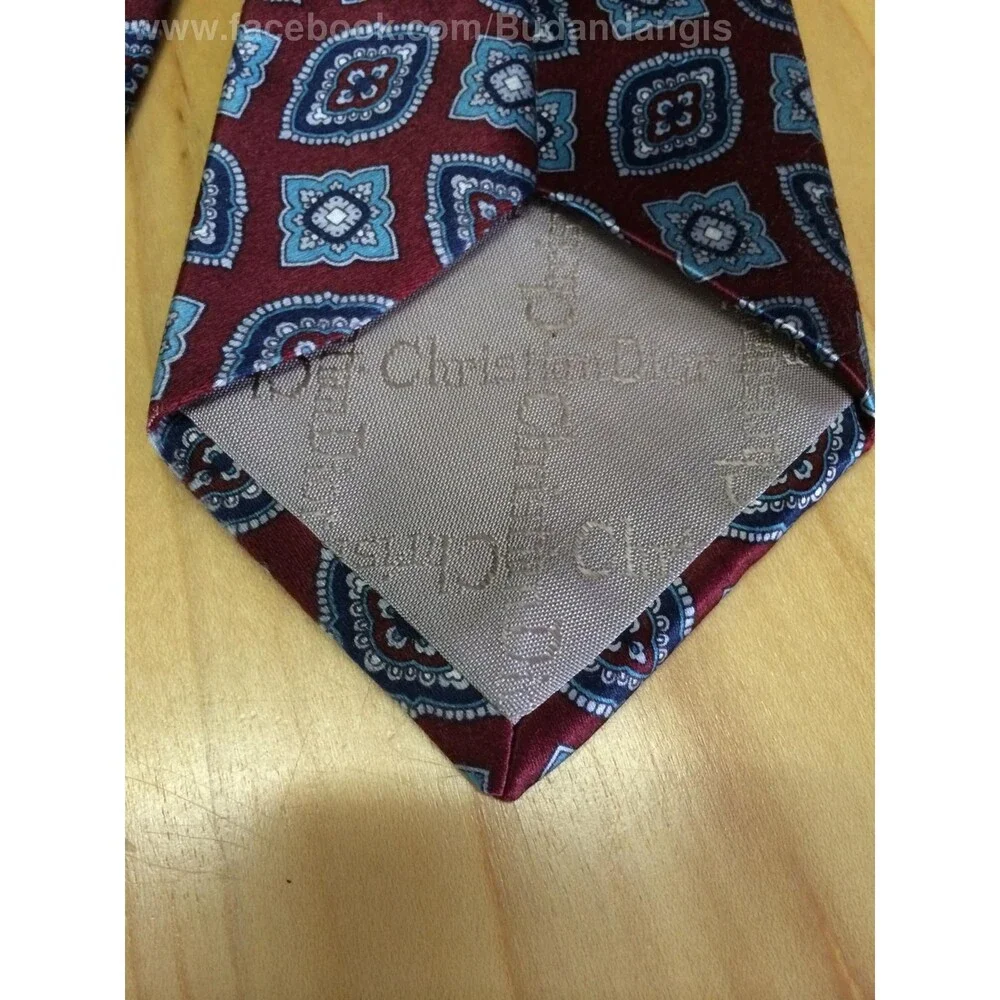 Christian Dior Men's Tie Maroon & Blue Print 100% Silk Neck Tie 3.5